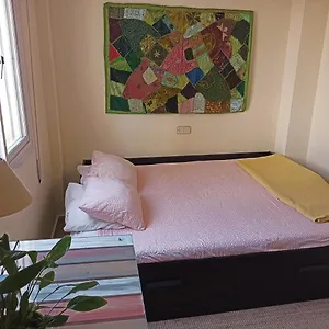 https://confortable-habitacin-cntrica-en-piso-privado.1costadelsol.com
